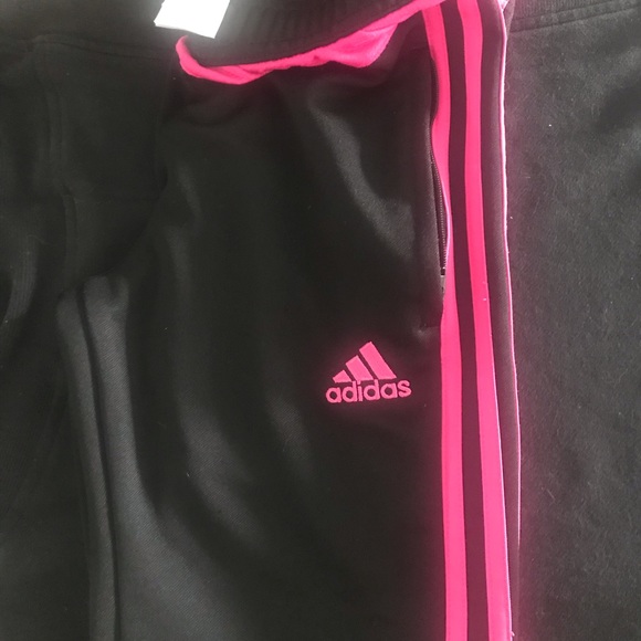 SOLD - Picture 3 of 4